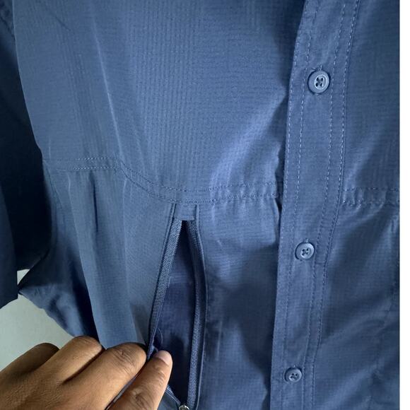 The American Outdoorsman Fishing Blue Button Up Mens Top Size XXL Short Sleeve - Picture 3 of 11